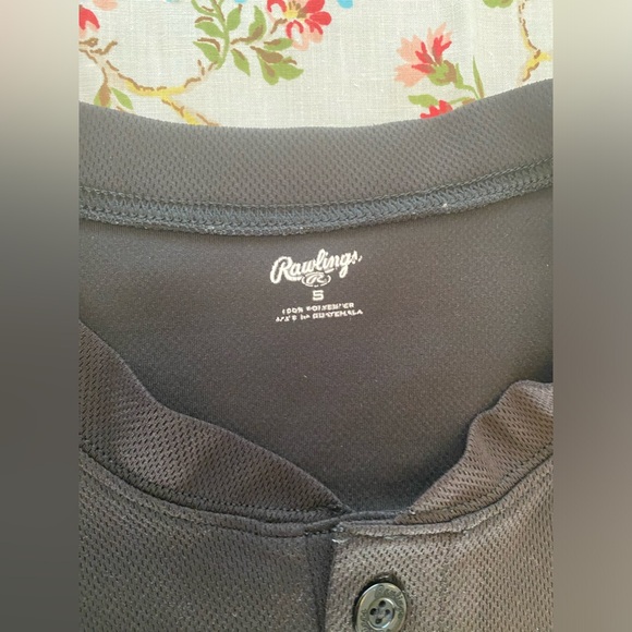 Rawlings “Badgers” ball jersey, nice shape, sewn on letters, size small. - Picture 4 of 5